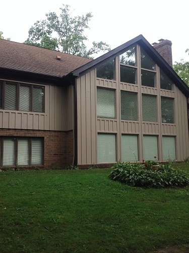 Exterior Gallery - This NE Ohio house was given a beautiful new look by Leggett and Sons Painting